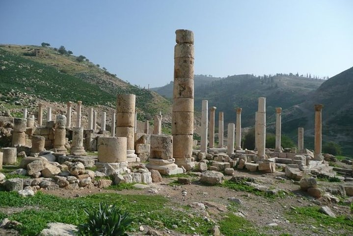 Experience the Best of Jordan in One Day: Amman, Jerash &amp; Dead Sea Tour